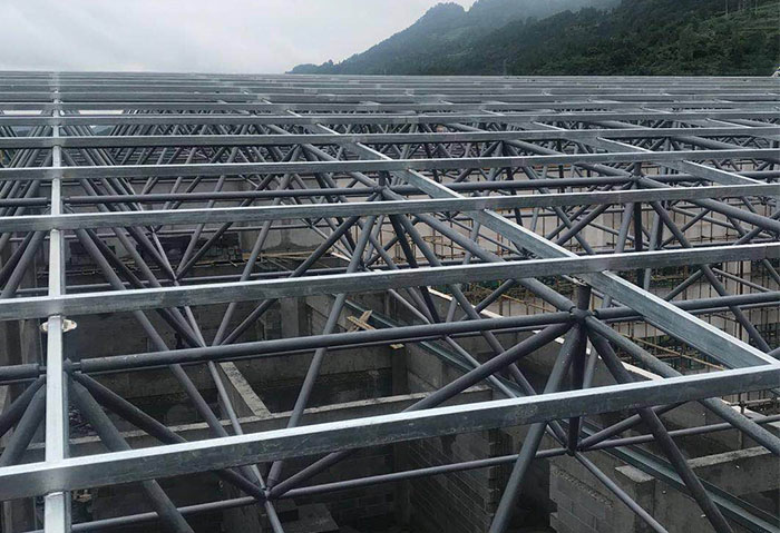 渭南仁怀冠英学校艺体楼网架